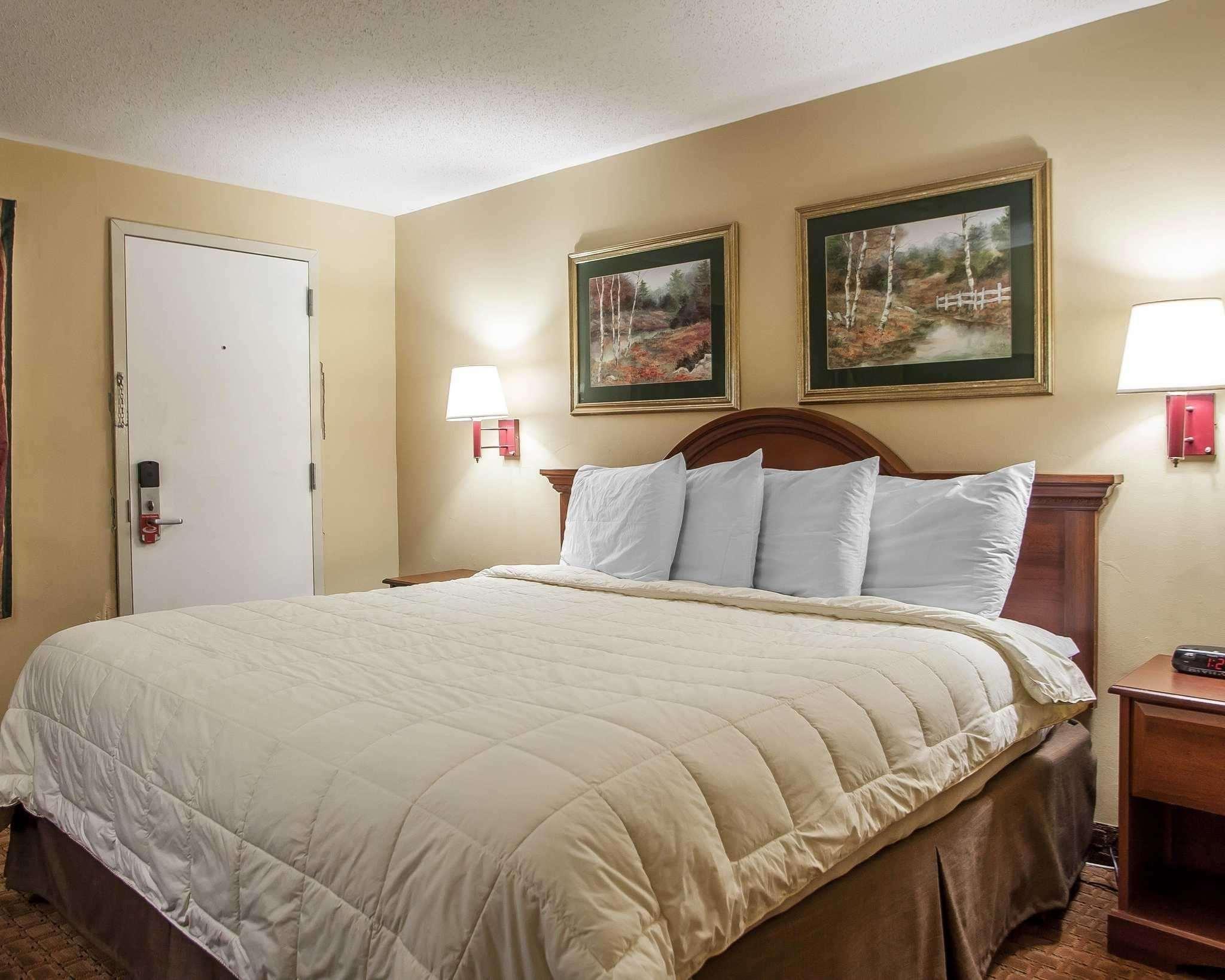 Econo Lodge Newton Eksteriør billede