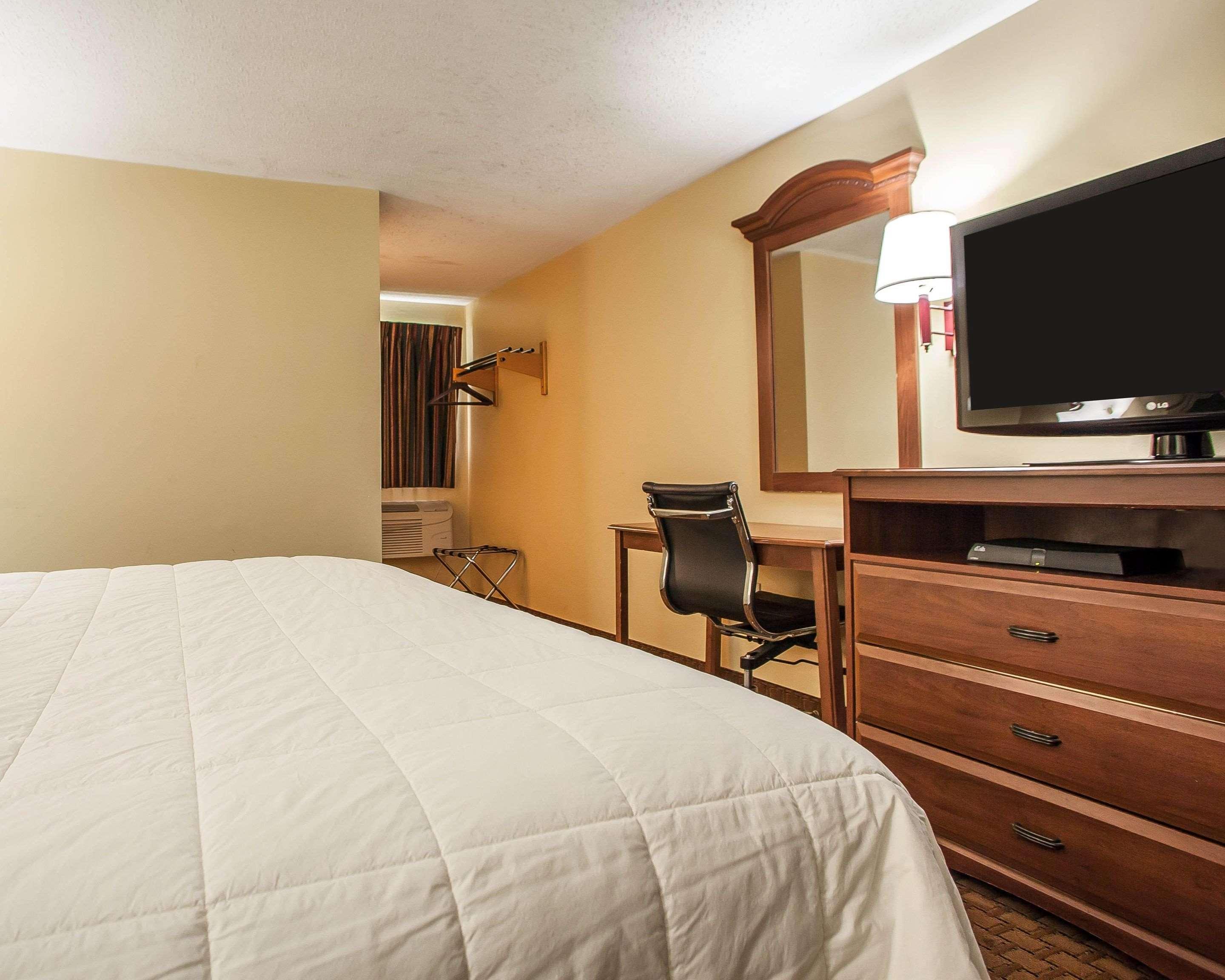Econo Lodge Newton Eksteriør billede